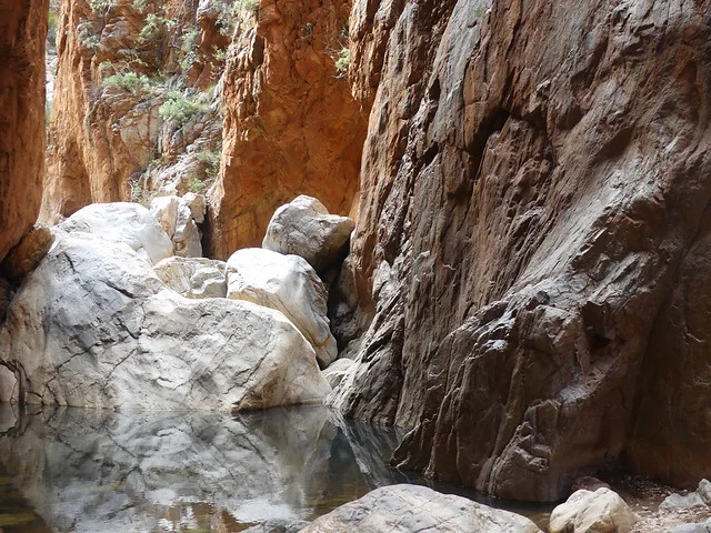 Standley Chasm (Angkerle Atwatye)