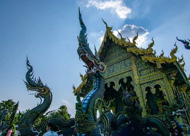 Wat Rong Seur Ten (Blue Temple)
