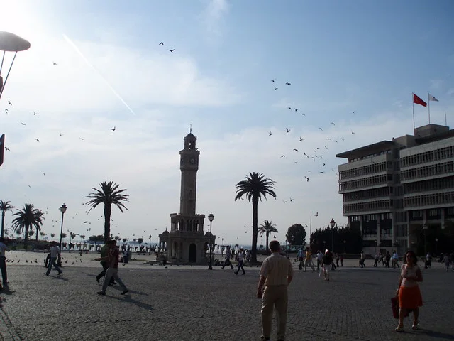 Konak Square (Konak Meydani)
