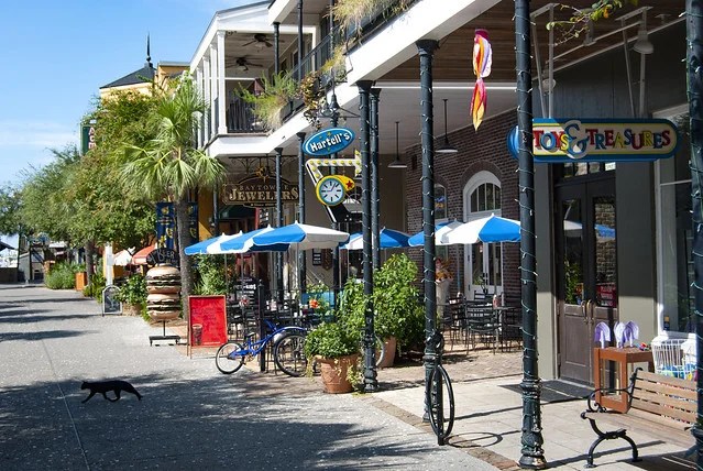 Village of Baytowne Wharf