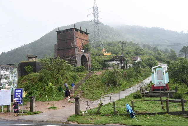 Hai Van Pass (Deo Hai Van)
