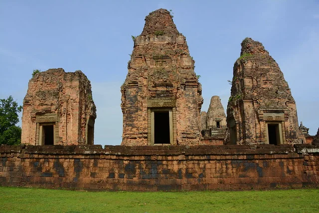 Phnom Krom Temple (Prasat Phnom Krom)