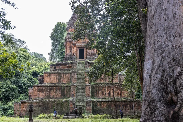 Baksei Chamkrong Temple (Prasat Baksei Chamkrong)