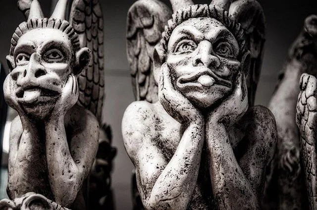 Wonderland Sculpture