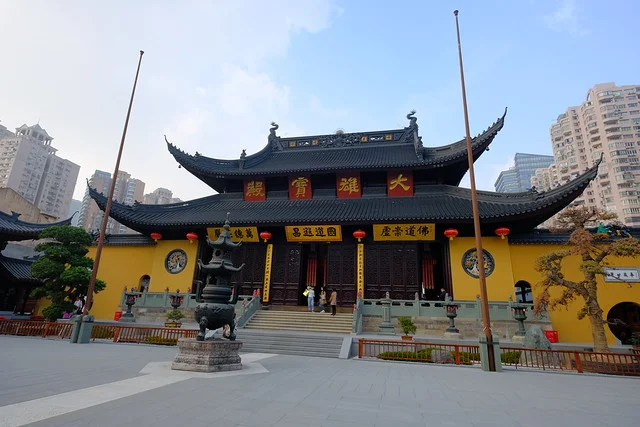 Jade Buddha Temple (Yufo Si)