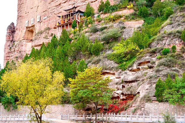 Bingling Temple