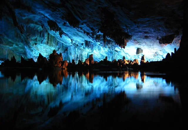 Reed Flute Cave (Ludi Yan)