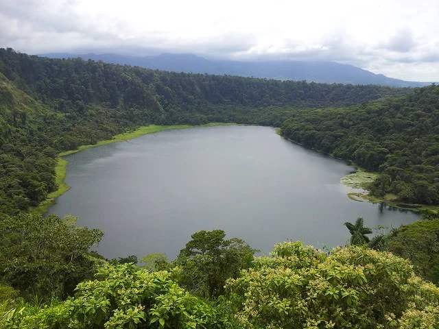 Lake Hule (Lago de Hule)
