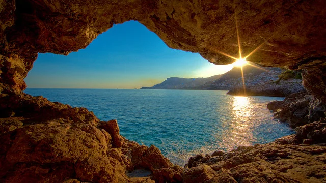Lake Cave