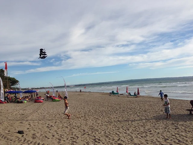Seminyak Beach (Pantai Seminyak)