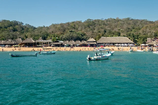 Maguey Bay (Bahía Maguey)