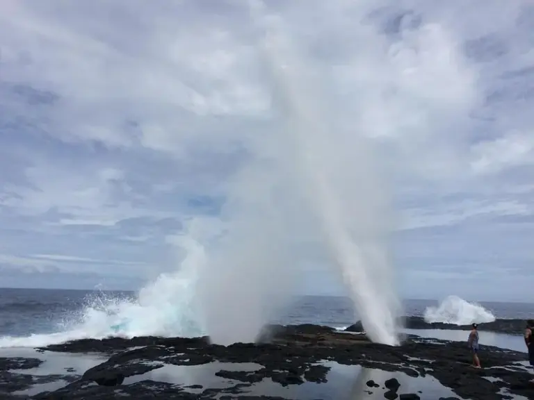 Alofaaga Blowholes (Taga Blowholes)