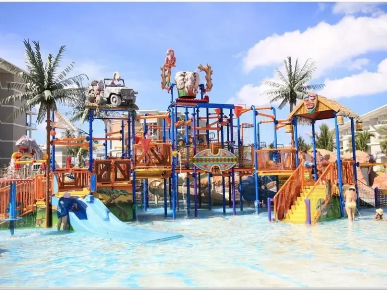 Splash Jungle Water Park