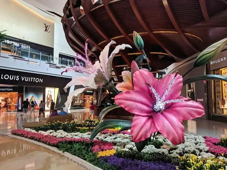 The Shops at Crystals