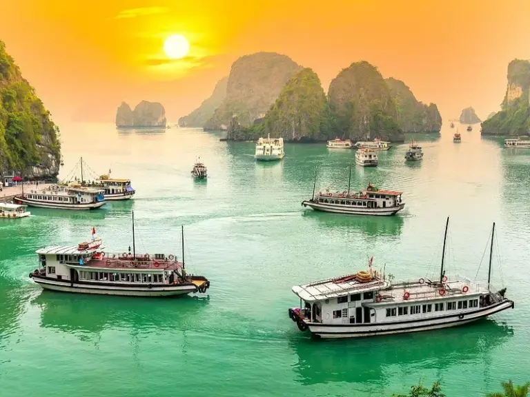 Ha Long Bay