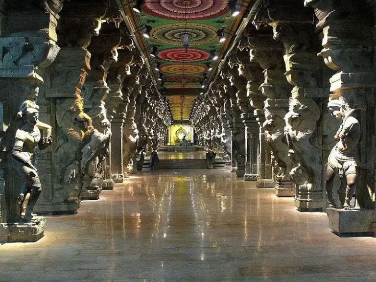 Aayiram Kaal Mandapam