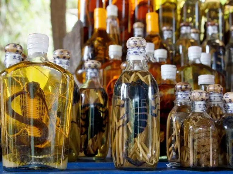 Whisky Village (Ban Xang Hai)