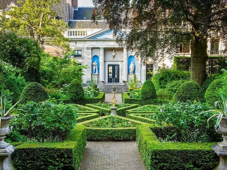 Museum Van Loon